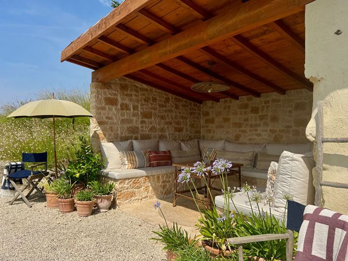 Image No.14-3 Bed House for sale