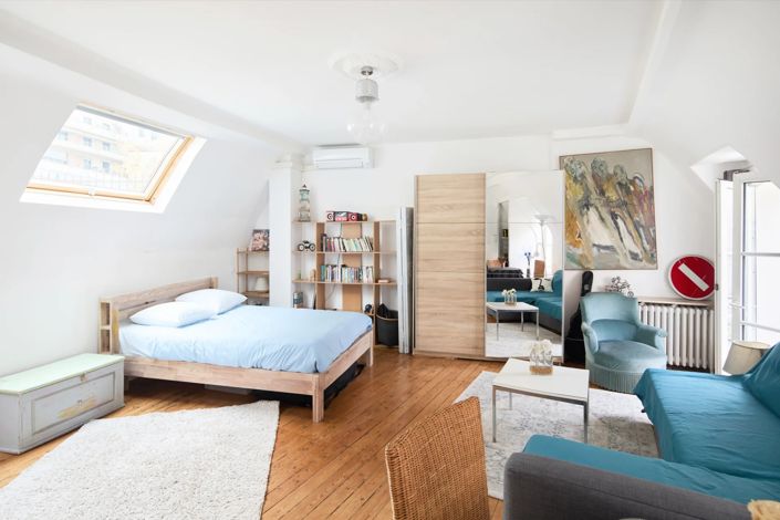 Image No.8-2 Bed House for sale