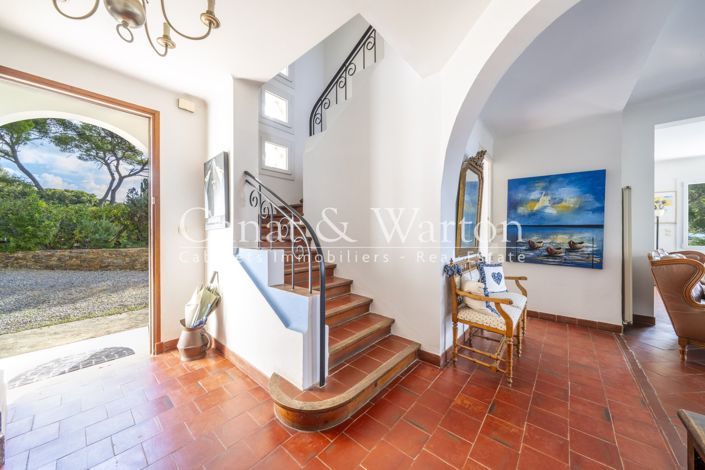 Image No.2-5 Bed House for sale
