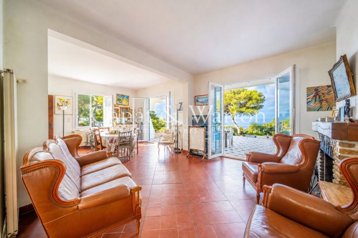 Image No.4-5 Bed House for sale