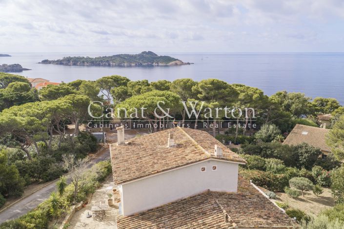 Image No.6-5 Bed House for sale