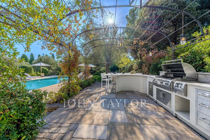 Image No.28-7 Bed House for sale