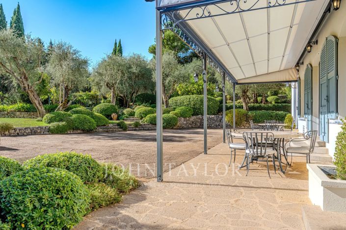 Image No.32-7 Bed House for sale