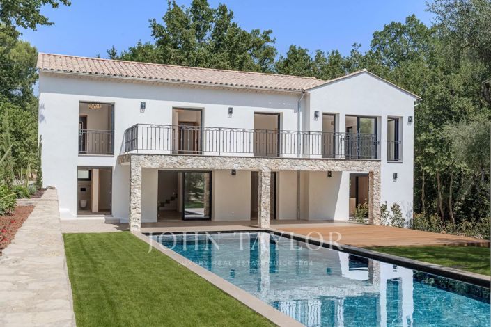 Image No.2-5 Bed House for sale