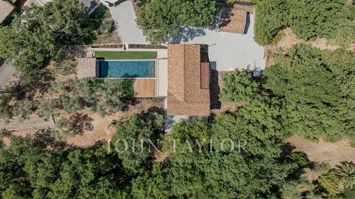 Image No.30-5 Bed House for sale