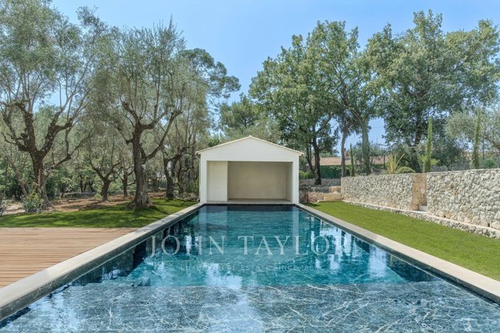 Image No.4-5 Bed House for sale