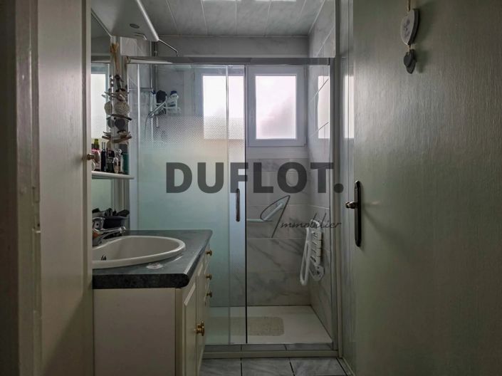 Image No.13-2 Bed House for sale