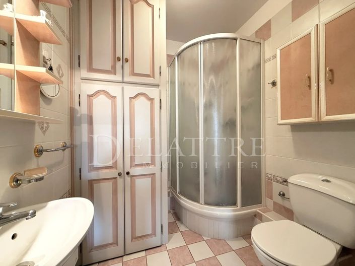 Image No.9-3 Bed Apartment for sale