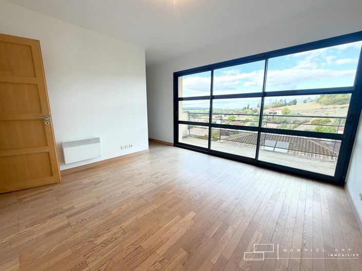 Image No.12-3 Bed House for sale