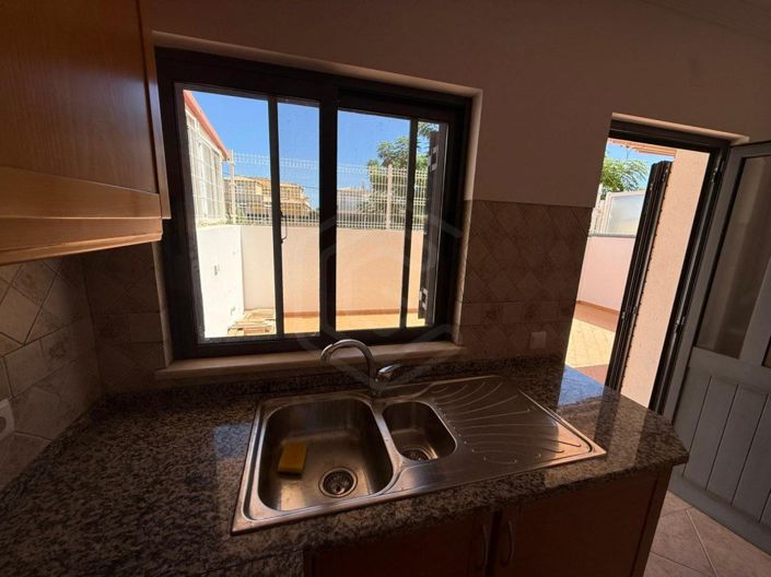 Image No.11-4 Bed House for sale