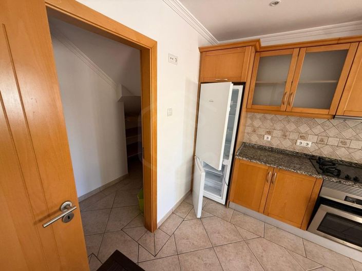 Image No.13-4 Bed House for sale