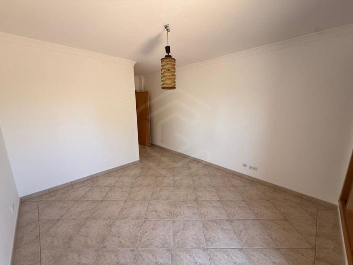 Image No.23-4 Bed House for sale