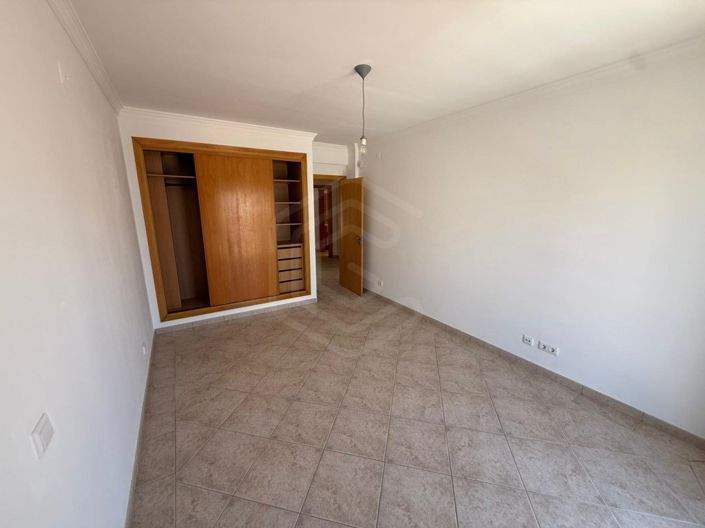 Image No.29-4 Bed House for sale