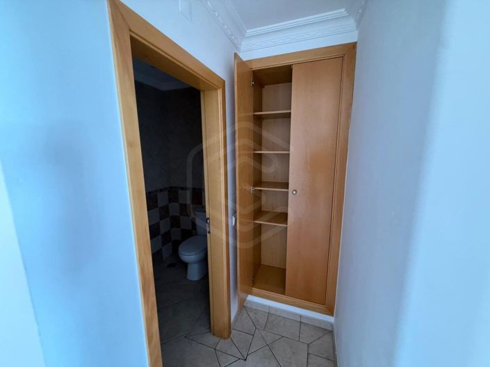 Image No.30-4 Bed House for sale