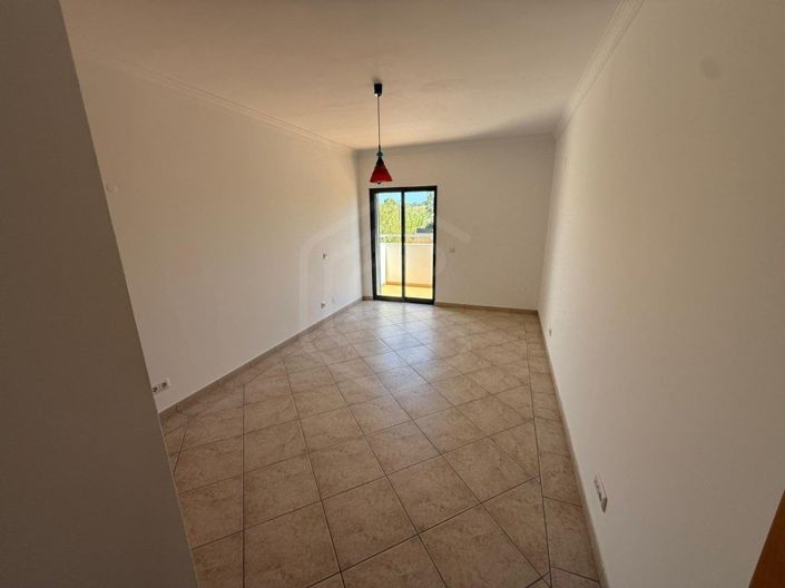 Image No.34-4 Bed House for sale