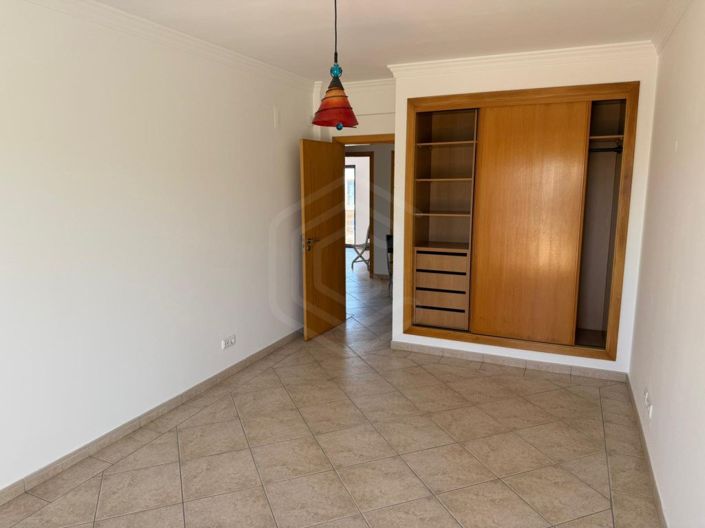 Image No.35-4 Bed House for sale