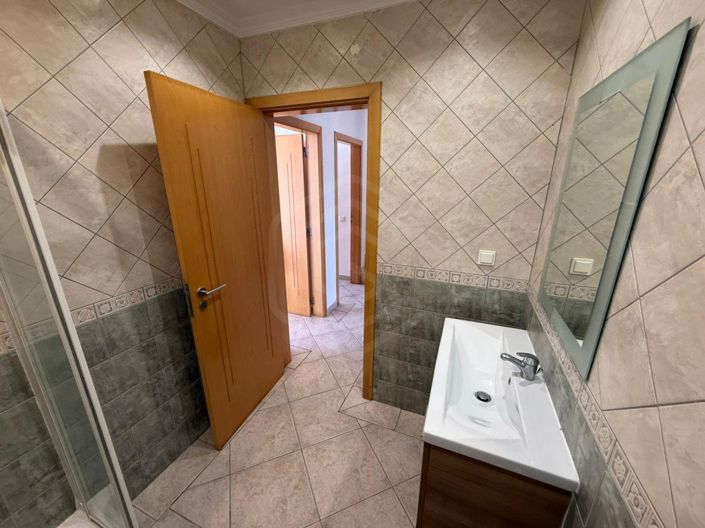 Image No.36-4 Bed House for sale