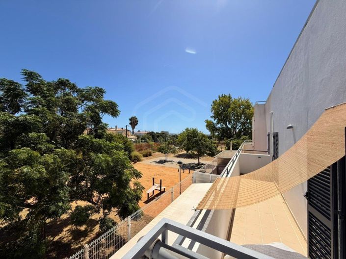 Image No.43-4 Bed House for sale