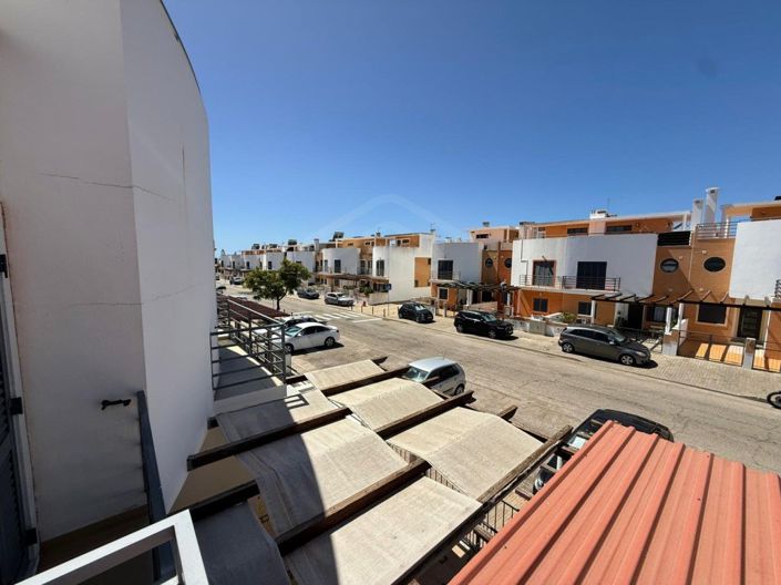 Image No.44-4 Bed House for sale