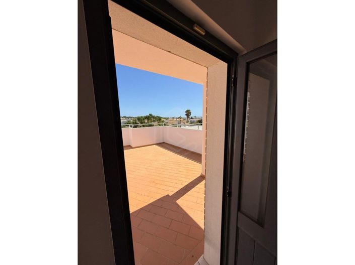 Image No.49-4 Bed House for sale