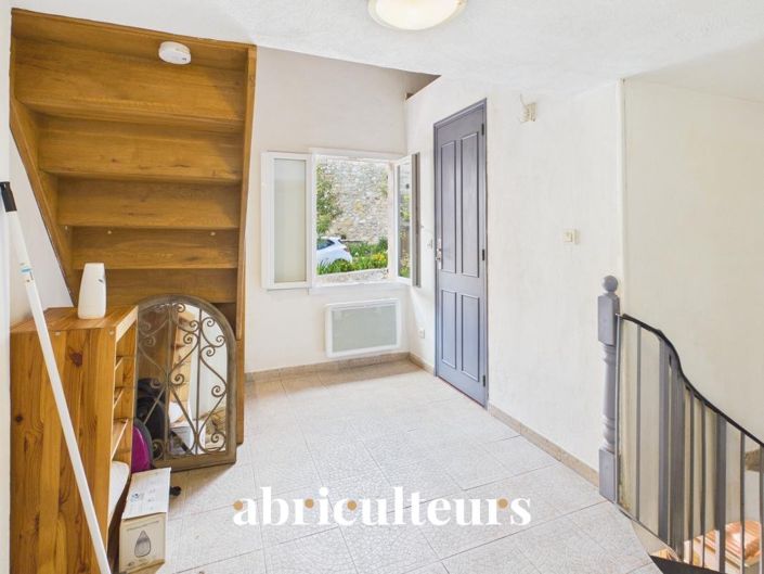 Image No.6-1 Bed House for sale