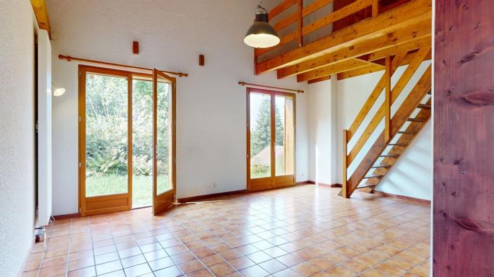 Image No.2-Propriété de 2 chambres à vendre