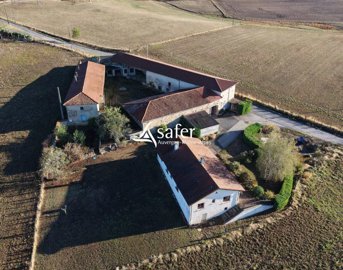 1 - Saint-Symphorien-sur-Coise, Casa