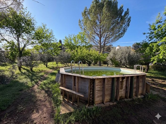 Image No.8-1 Bed House for sale