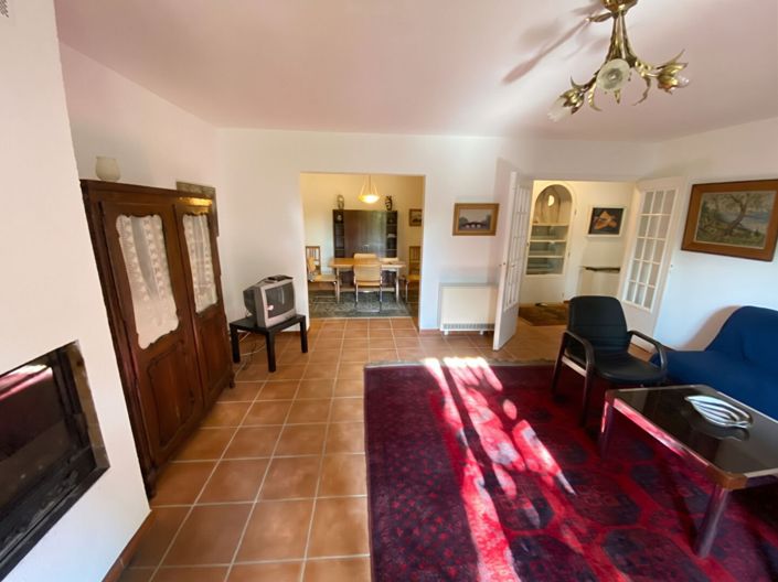 Image No.5-5 Bed House for sale