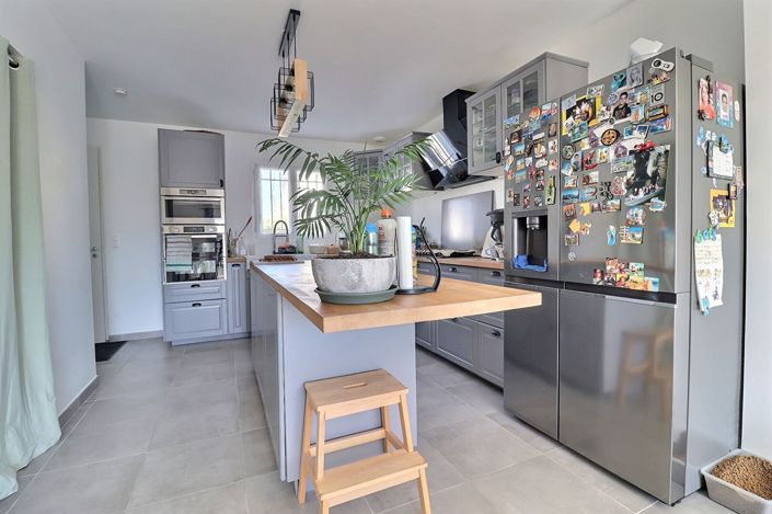 Image No.5-4 Bed House for sale