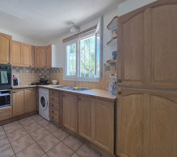 Image No.6-4 Bed House for sale