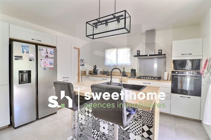 Image No.6-3 Bed House for sale
