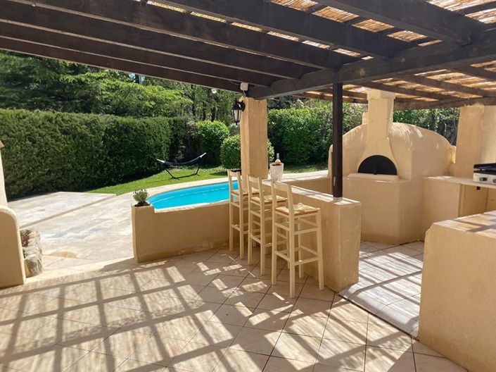 Image No.3-4 Bed House for sale