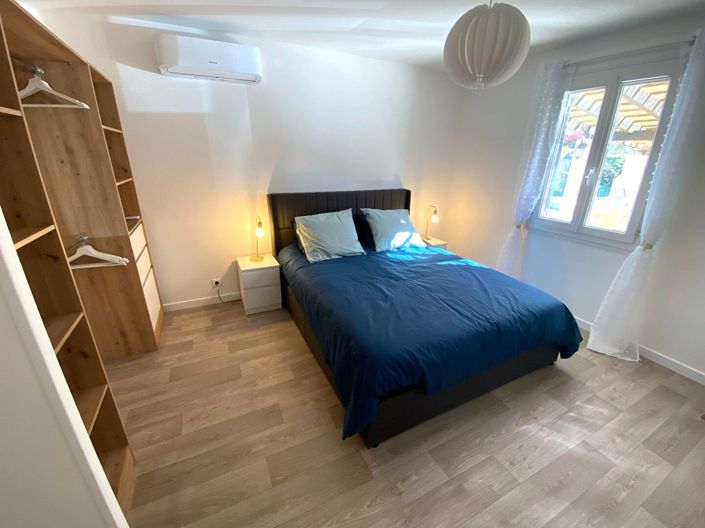 Image No.6-4 Bed House for sale