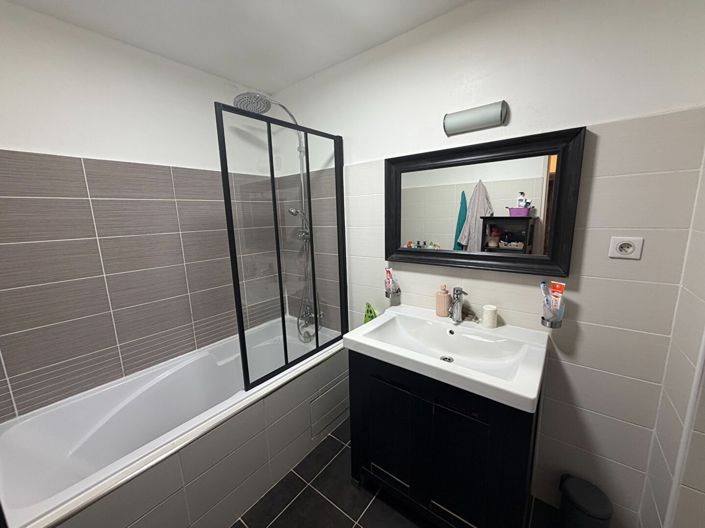 Image No.8-3 Bed Apartment for sale