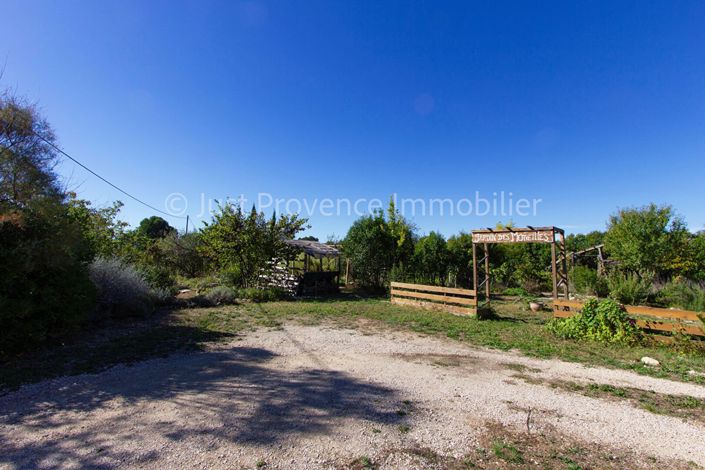 Image No.18-2 Bed House for sale