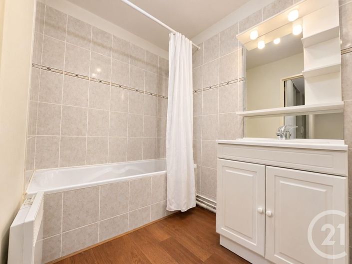 Image No.7-3 Bed Apartment for sale
