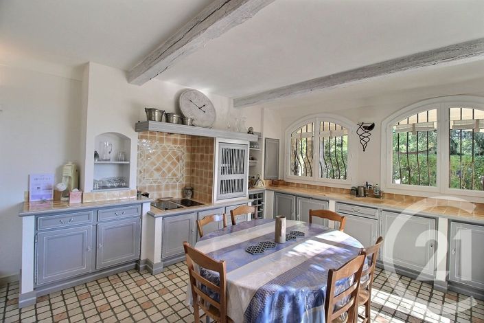 Image No.5-5 Bed House for sale
