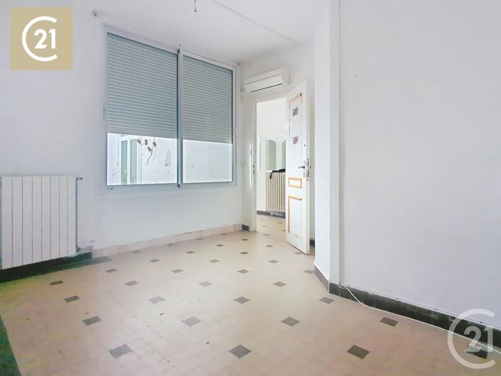 Image No.10-3 Bed Apartment for sale