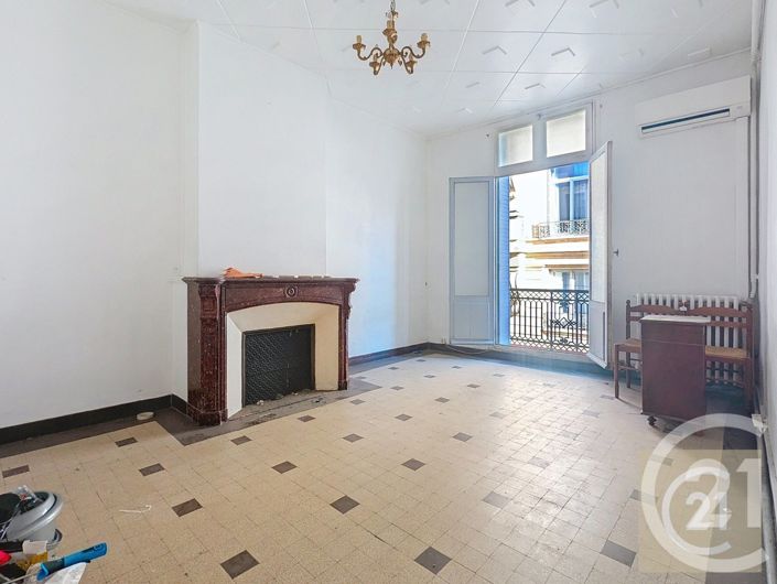 Image No.11-3 Bed Apartment for sale