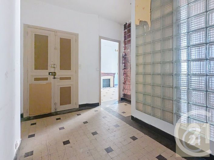 Image No.13-3 Bed Apartment for sale