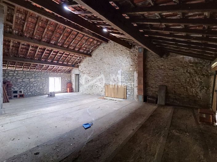 Image No.8-3 Bed House for sale