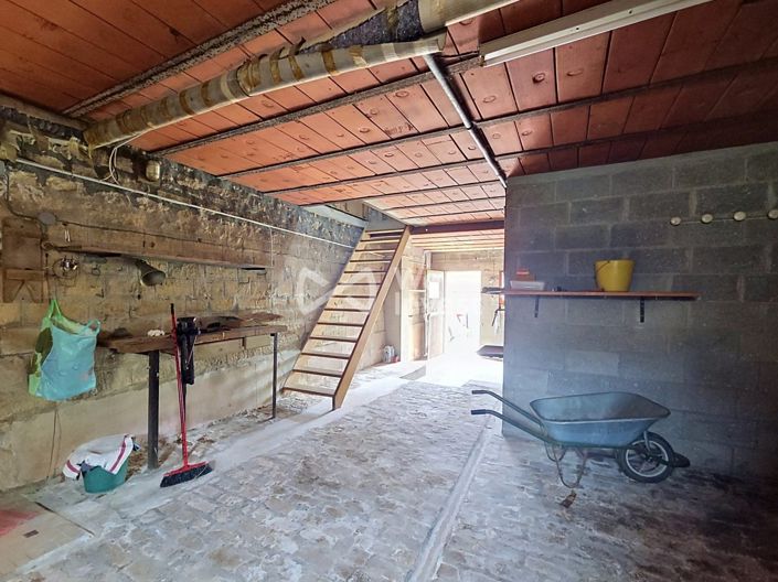 Image No.9-3 Bed House for sale