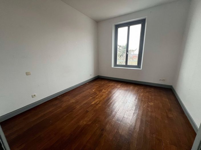 Image No.13-House for sale
