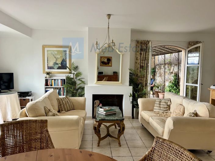 Image No.5-3 Bed House for sale