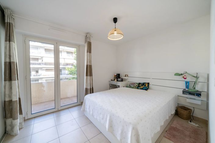 Image No.11-Apartment for sale