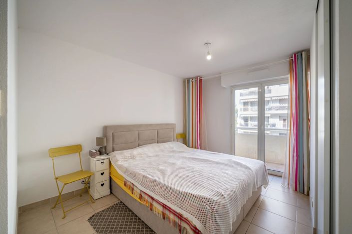 Image No.12-Apartment for sale
