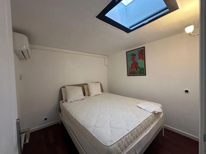 Image No.34-6 Bed House for sale