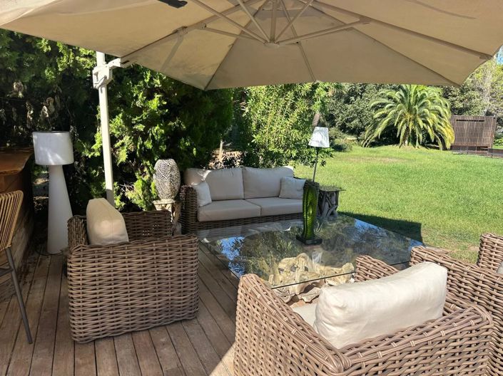 Image No.44-6 Bed House for sale