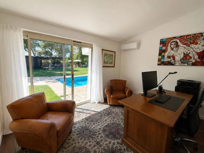 Image No.45-6 Bed House for sale